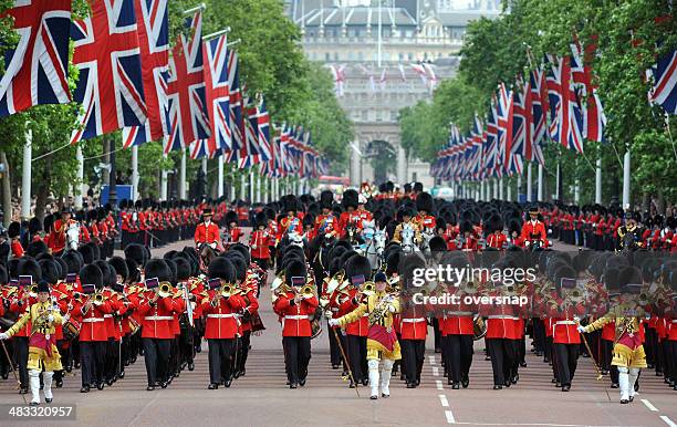 london celebration - birthday flag stockfoto's en -beelden