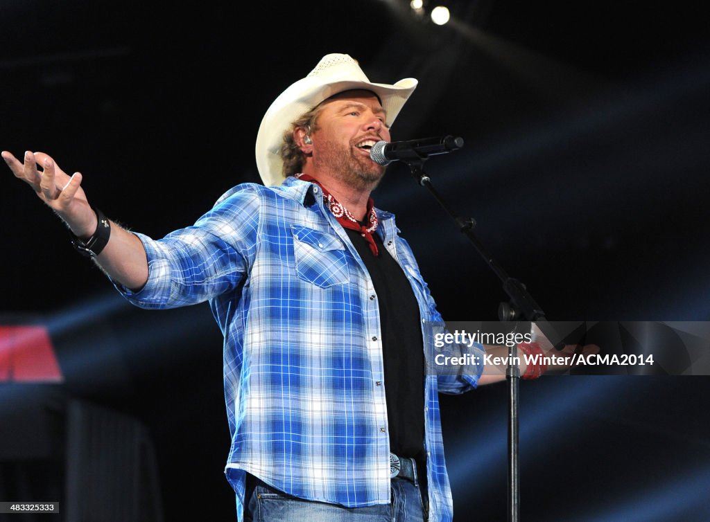 Musician Toby Keith accepts USO award onstage during ACM Presents: An ...