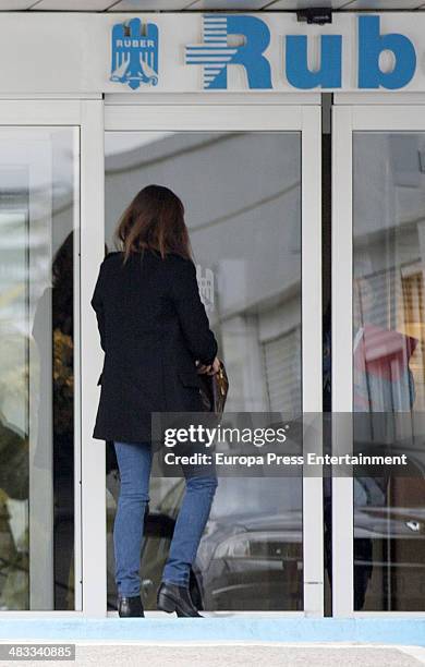 Bullfighter Julian Lopez 'El Juli''s wife Rosario Domecq arrives at Ruber hospital, where she is going to give birth, on March 28, 2014 in Madrid,...