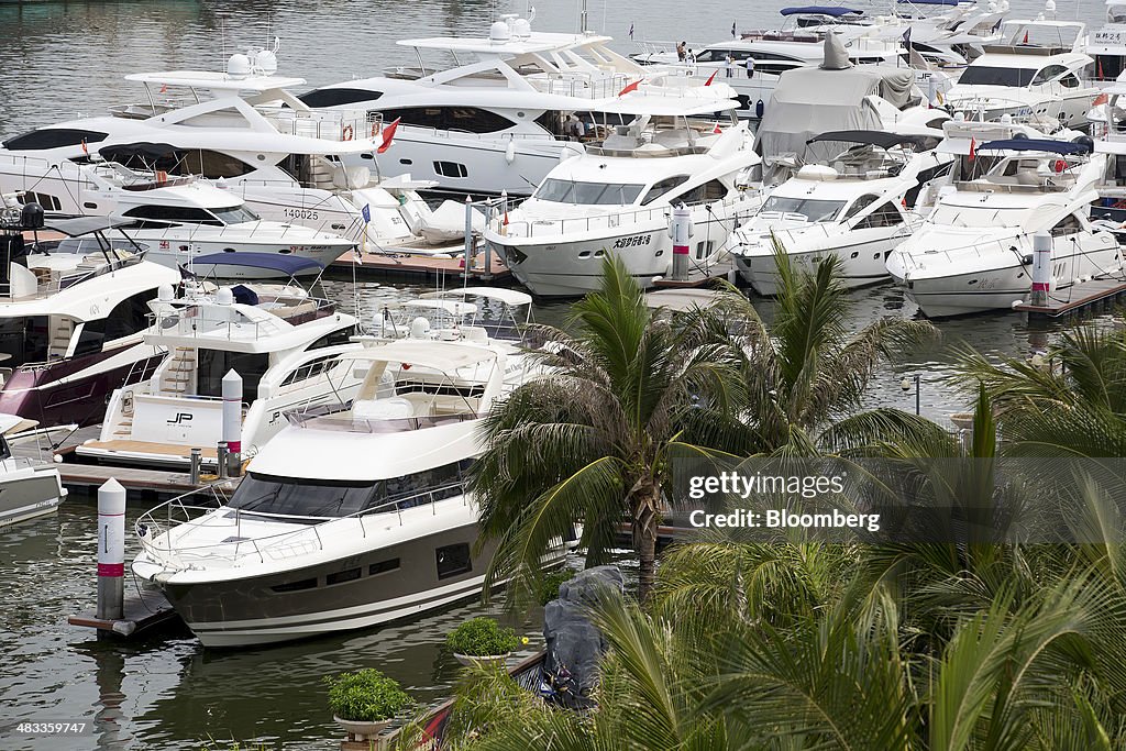 Inside Sanya Visun Royal Yacht Club