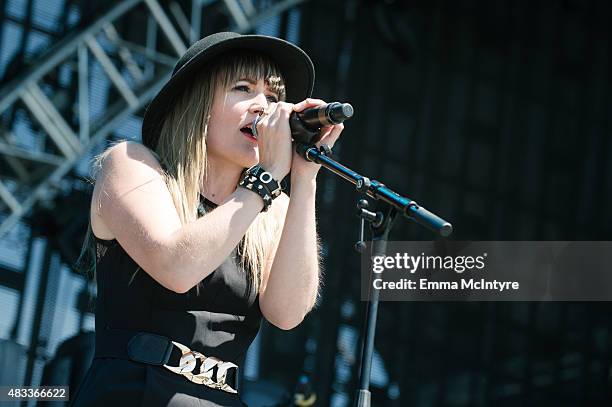 Ali Rani 20 Ali Raney Stock Photos, High-Res Pictures, and Images - Getty Images