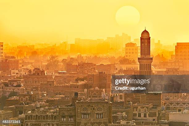 old houses san'a yemen - jemen stockfoto's en -beelden