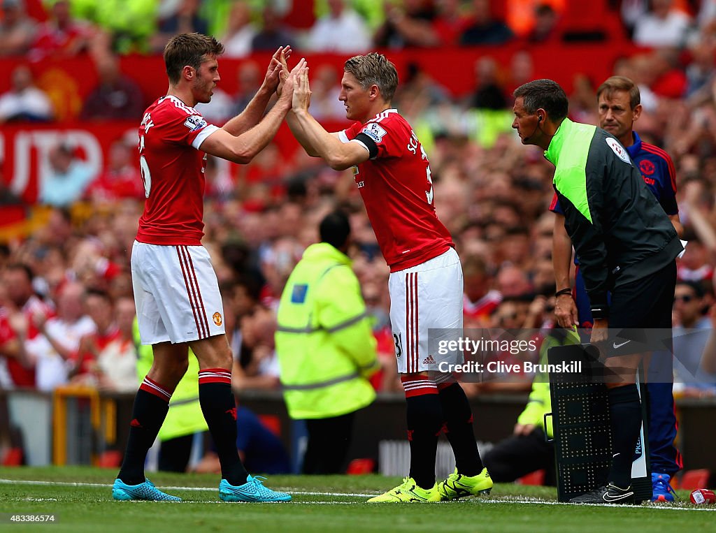 Manchester United v Tottenham Hotspur - Premier League