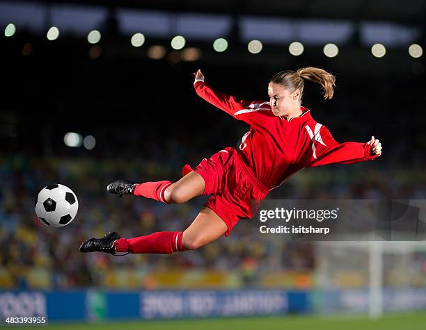 女子サッカー - 女子サッカー ストックフォトと画像
