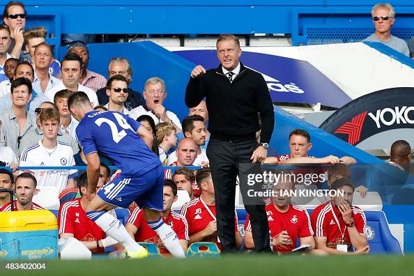 FBL-ENG-PR-CHELSEA-SWANSEA FBL-ENG-PR-CHELSEA-SWANSEA