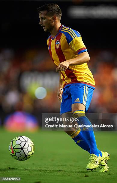 Pablo Piatti of Valencia in action during the pre-season friendly match between Valencia CF and AS Roma at Estadio Mestalla on August 8, 2015 in...