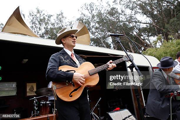 Musician Arann Harris and The Farm Band performs at the Presidio Stage during day 2 of the 2015 Outside Lands Music And Arts Festival at Golden Gate...