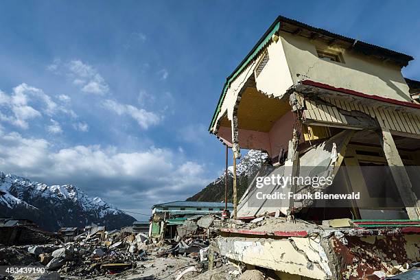 The small town around Kedarnath Temple got totally destroyed by the 2013 flood, only ruins are left.