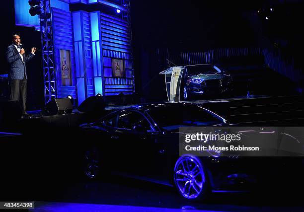 Steve Harvey speaks at the 2015 Ford Neighborhood Awards Hosted By Steve Harvey at Phillips Arena on August 8, 2015 in Atlanta, Georgia.