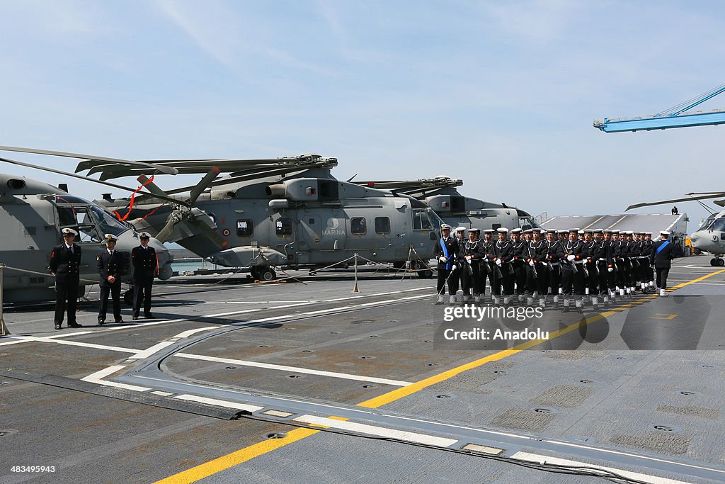 Italian aircraft carrier Cavour arrives back home