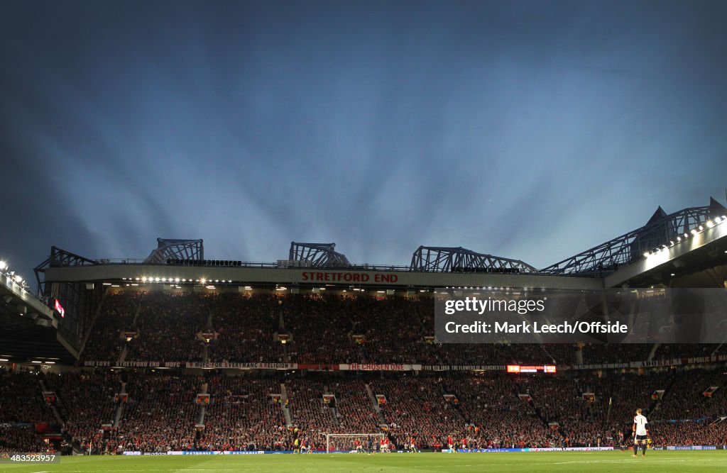 Manchester United v FC Bayern Muenchen - UEFA Champions League Quarter Final