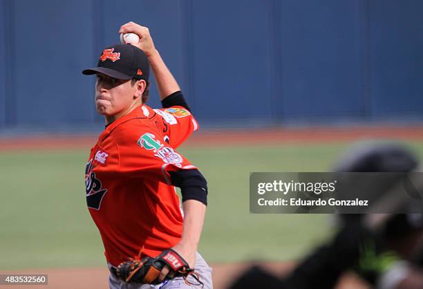 Wilmer Rios of Tigres de Quintana Roo during a match between Tigres de Quintana Roo and Guerreros de Oaxaca as part of Mexican Baseball League 2015...