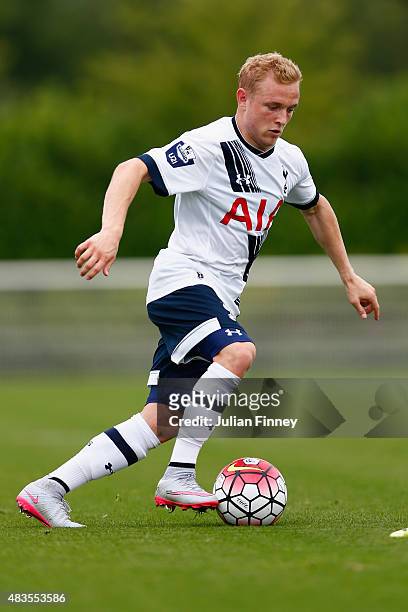 Alex Pritchard of Spurs in action during the Barclays U21 Premier League match between Tottenham Hotspur U21 and Everton U21 at Tottenham Hotspur...