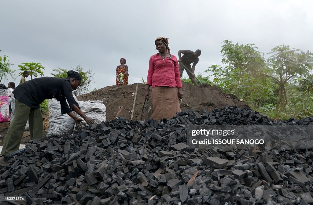 ICOAST-CHARCOAL-FEATURES