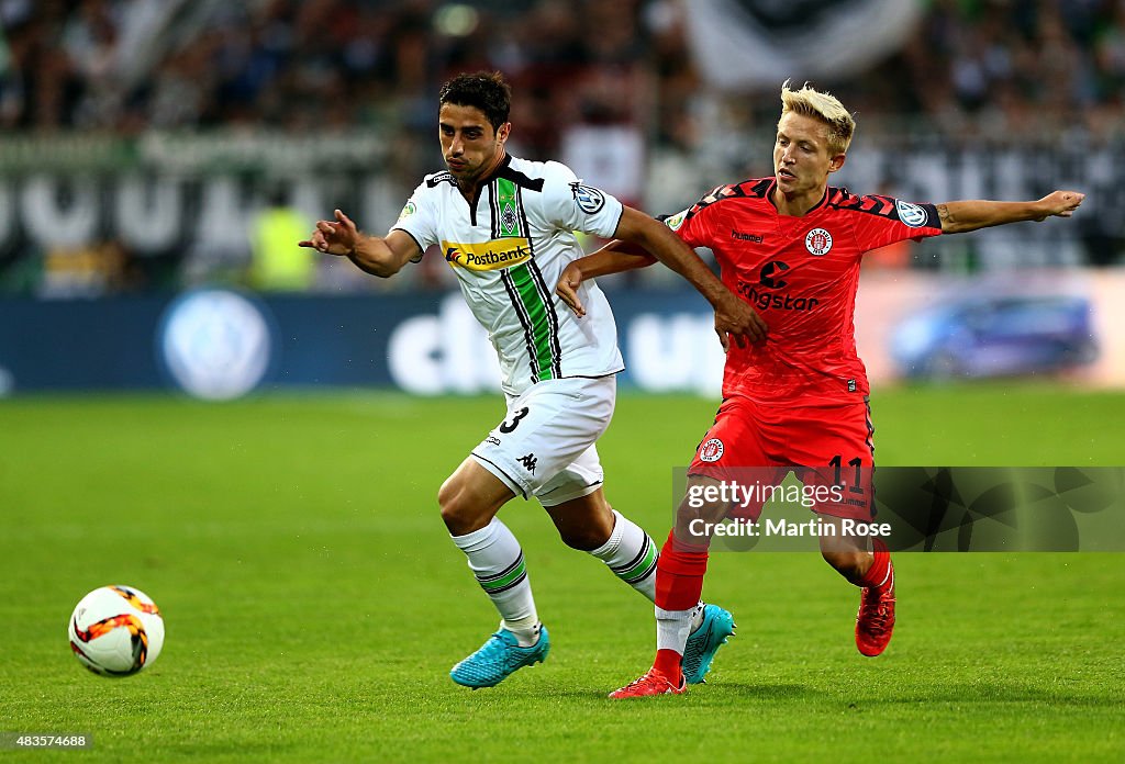 FC St. Pauli v Borussia Moenchengladbach - DFB Cup