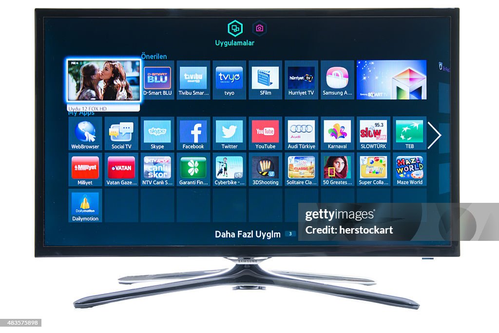 Samsung smart TV and social media