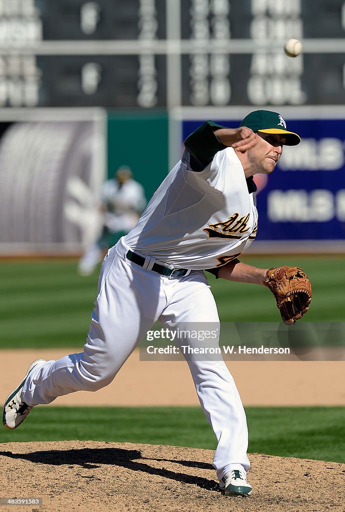 Seattle Mariners v Oakland Athletics