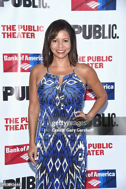 Reuben Singer 102 Gloria Reuben Singer Stock Photos, High-Res Pictures, and Images ...