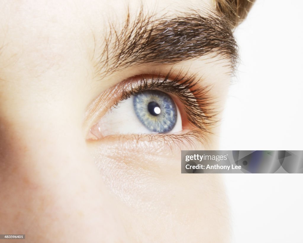 Extreme Nahaufnahme von blauen Auge