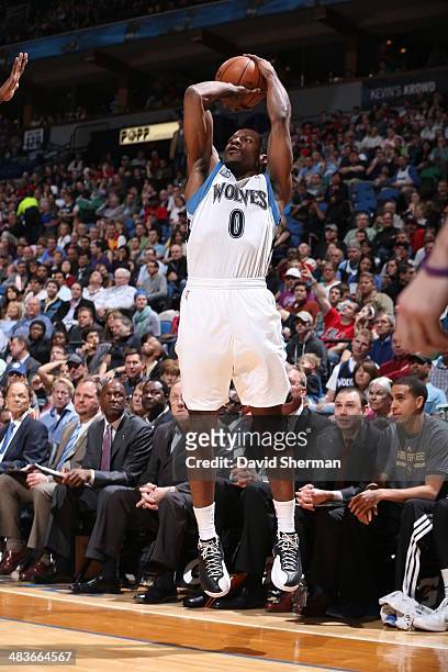 April 9: Othyus Jeffers of the Minnesota Timberwolves shoots the ball against the Chicago Bulls during the game on April 9, 2014 at Target Center in...