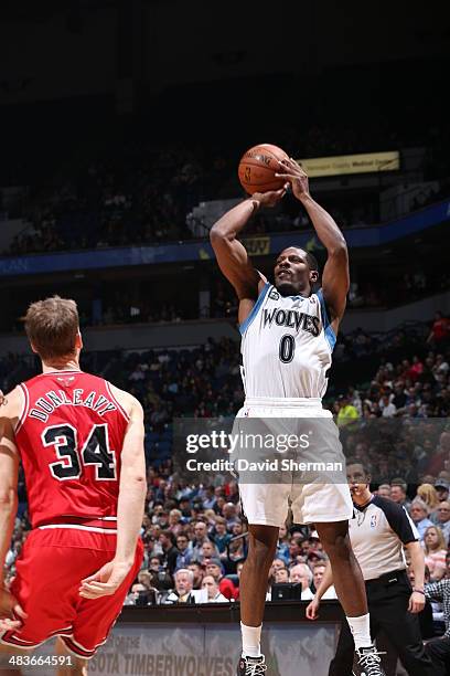 April 9: Othyus Jeffers of the Minnesota Timberwolves shoots the ball against the Chicago Bulls during the game on April 9, 2014 at Target Center in...