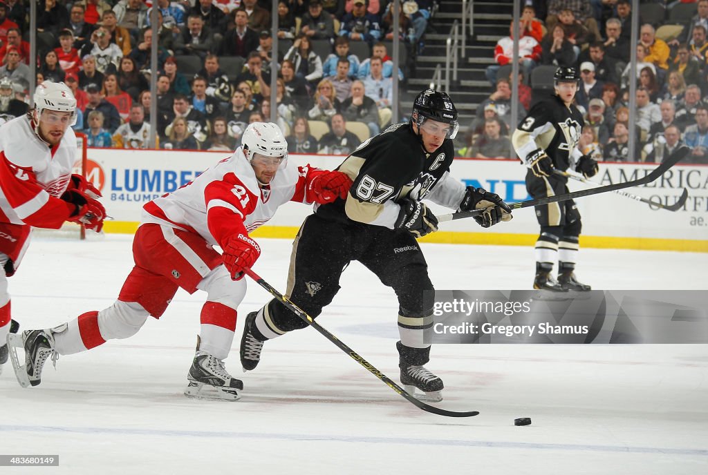 Detroit Red Wings v Pittsburgh Penguins