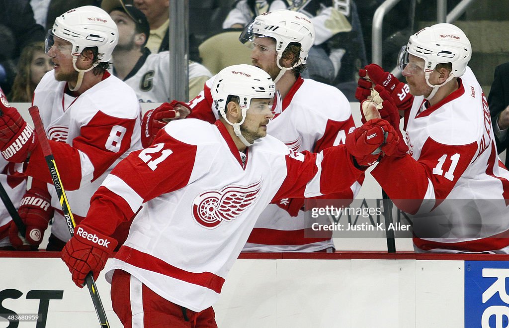 Detroit Red Wings v Pittsburgh Penguins