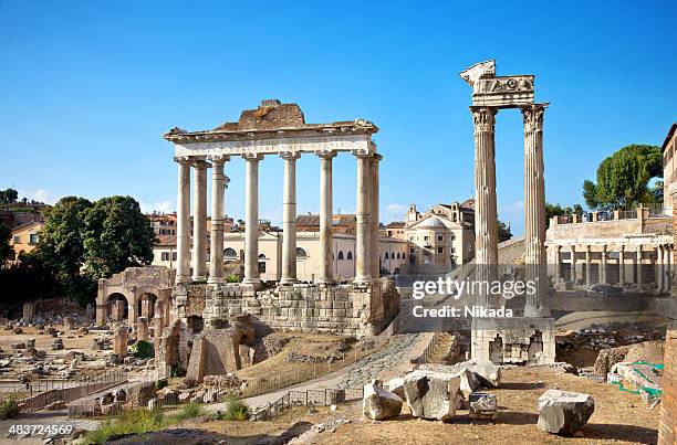 fórum romano - templo de saturno imagens e fotografias de stock