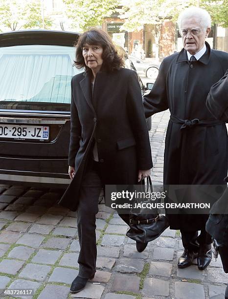 French former Prime Minister Lionel Jospin and his wife Sylviane Agacinski-Jospin arrive to attend the funeral of French author Regine Desforges on...