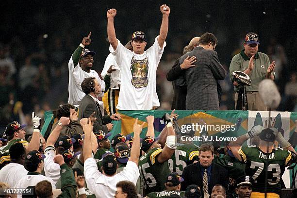 Super Bowl XXXI: Green Bay Packers QB Brett Favre victorious during celebration after winning game vs New England Patriots at Louisiana Superdome....