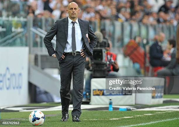 Livorno Calcio head coach Domenico Di Carlo watches the action during the Serie A match between Juventus and AS Livorno Calcio at Juventus Arena on...