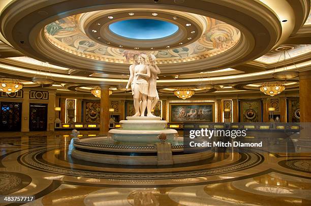 caesars palace decoration - caesars palace imagens e fotografias de stock