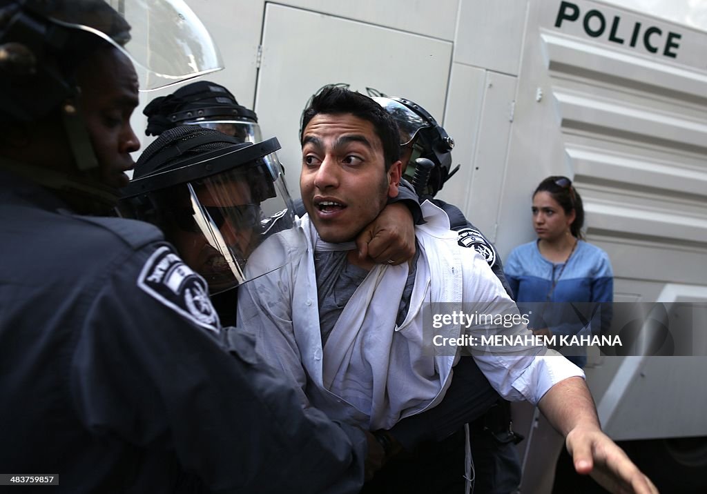 ISRAEL-POLITICS-MILITARY-JUDAISM-ARREST-DEMO