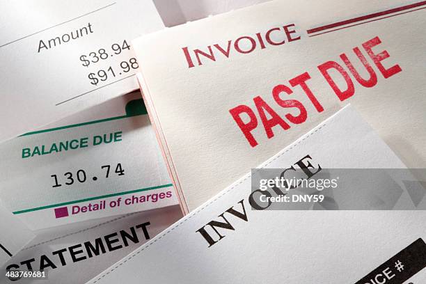 past due notice stamped on an invoice - deadline stock pictures, royalty-free photos & images