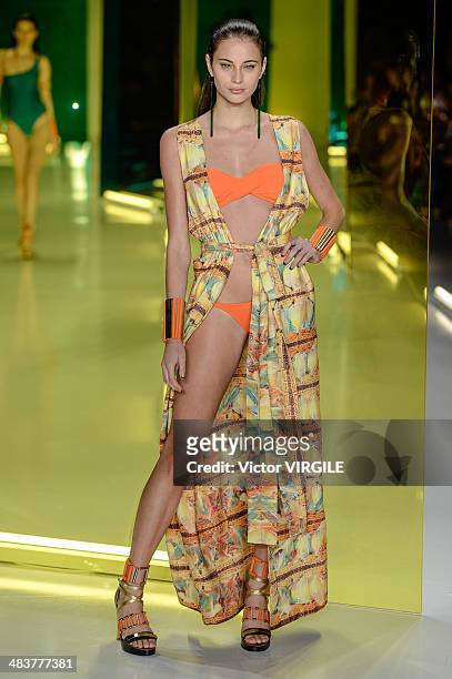 Model walks the runway during Movimento show at Sao Paulo Fashion Week Spring Summer 2014/2015 at Parque Candido Portinari on April 3, 2014 in Sao...