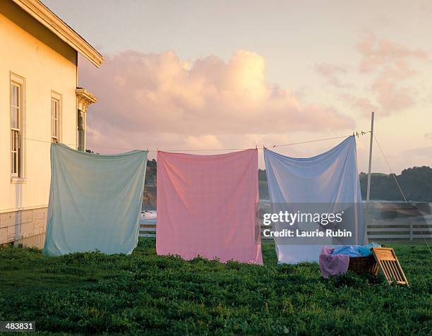 802 Sheets On Washing Line Stock Photos, High-Res Pictures, and Images