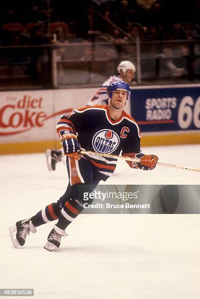 Mark Messier of the Edmonton Oilers skates on the ice during an NHL game against the New York Rangers circa 1990 at the Madison Square Garden in New...