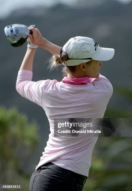 Sarah Jane Smith tees off of the 1st tee during the First Round of the KIA Classic at the Park Hyatt Aviara Resort on March 27, 2014 in Carlsbad,...