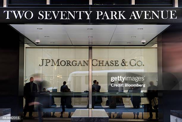 Chase Unit 966 Chase Bank Headquarters Stock Photos, High-Res Pictures, and Images ...
