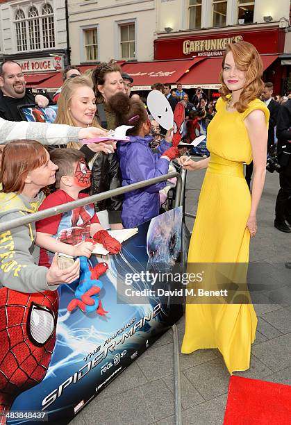 Emma Stone attends the World Premiere of "The Amazing Spider-Man 2" at Odeon Leicester Square on April 10, 2014 in London, England.