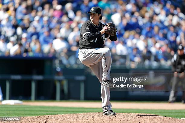 Scott Downs of the Chicago White Sox throws against the Kansas City Royals at Kauffman Stadium on April 5, 2014 in Kansas City, Missouri.