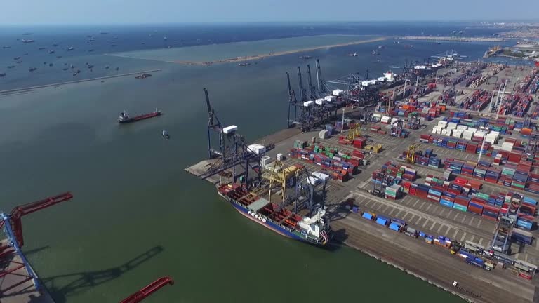 Container Tanjung 98 Pelabuhan Tanjung Priok Stock Videos, Footage, & 4K Video Clips ...
