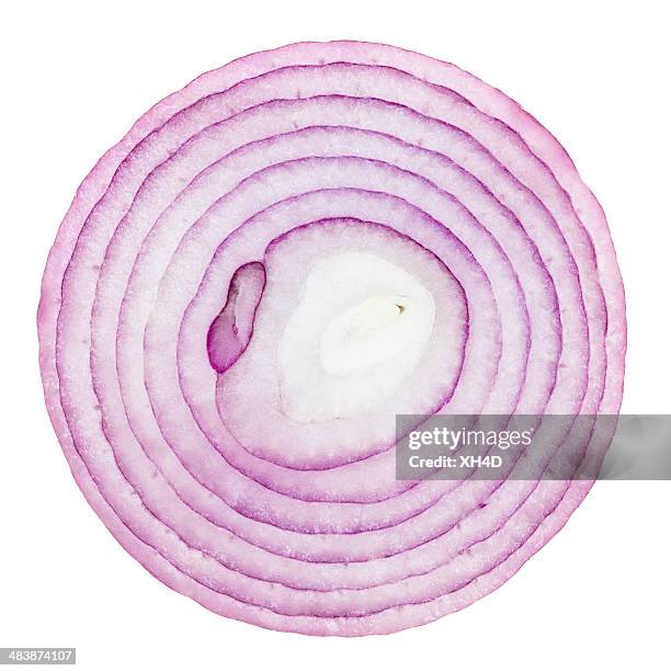 one half of onion - ui stockfoto's en -beelden