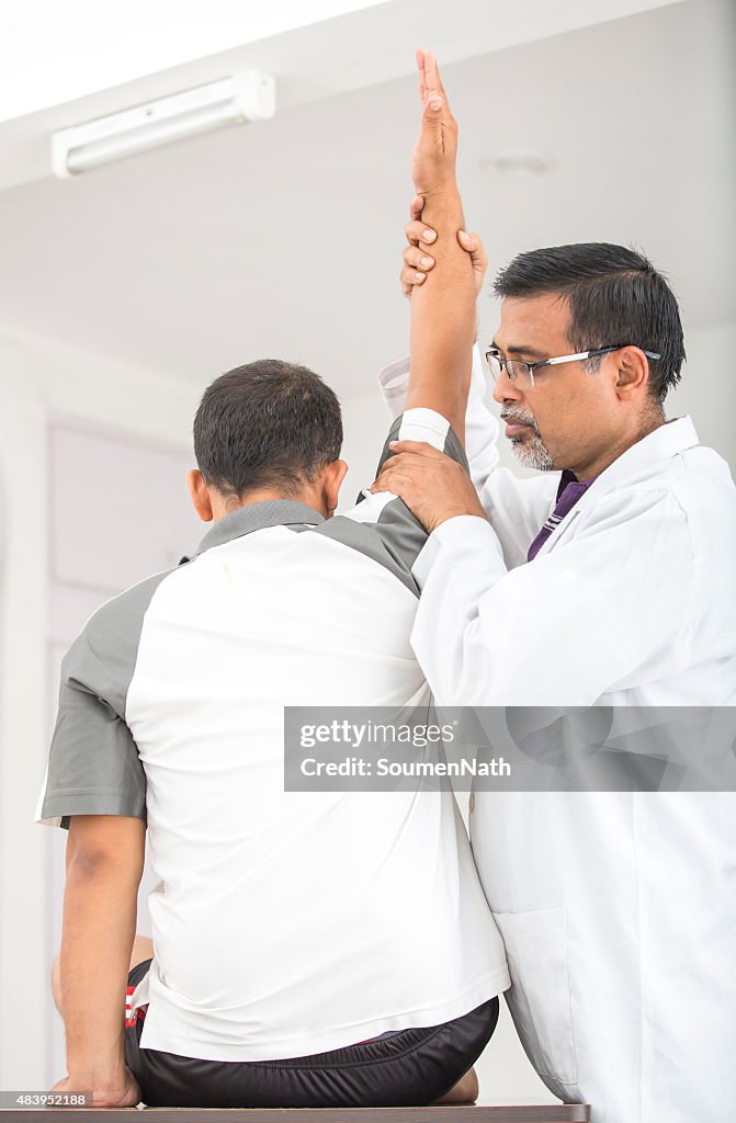 Physical Therapist Series: Hand and shoulders