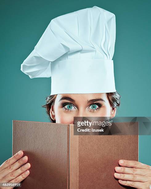 happy chef - kochbuch stock-fotos und bilder