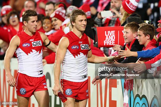 Kieren Jack of the Swans thanks fans after winning the round 20 AFL match between the Sydney Swans and the Collingwood Magpies at SCG on August 14,...