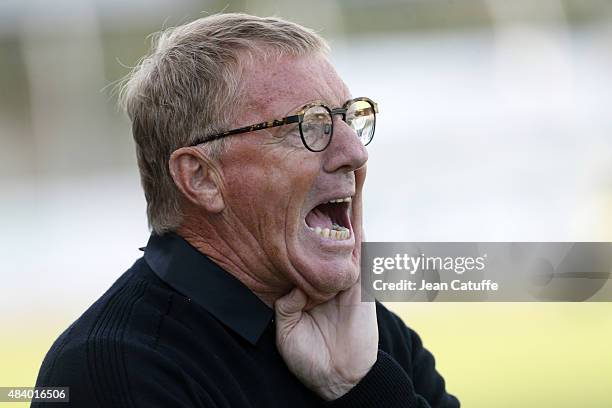 Coach of Stade Brestois Alex Dupont reacts during the friendly match between Stade Rennais and Stade Brestois at Stade Fred-Aubert on July 11, 2015...