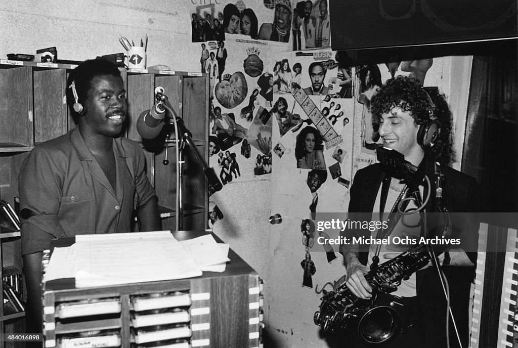 Kashif And Kenny G Perform On The Radio