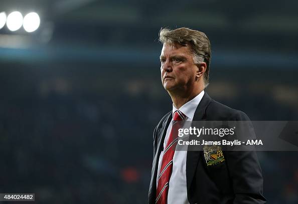 Aston Villa v Manchester United - Premier League Aston Villa v Manchester United - Premier League