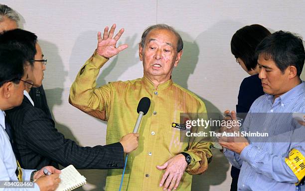 Okinawa Prefecture Governor Hirokazu Nakaima speaks to media reporters after his meeting with Japanese Prime Minister Naoto Kan at the Okinawa...